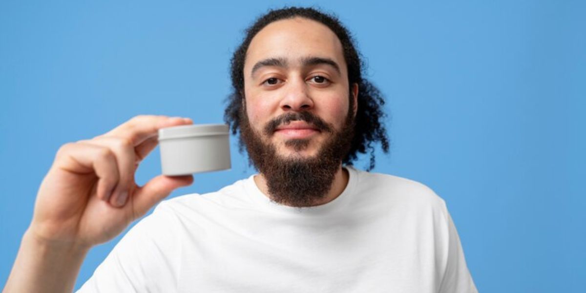 How to Properly Moisturize and Hydrate Your Beard