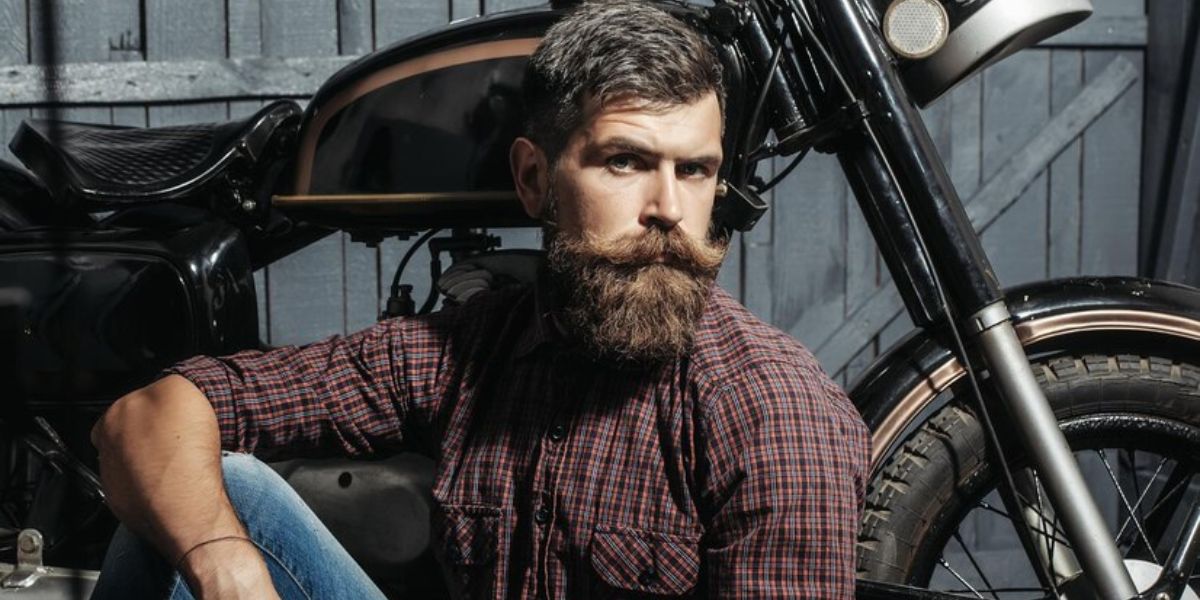 Handlebar Mustache with Full Beard